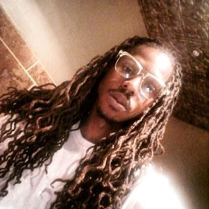 Meet your Posher, Beejay